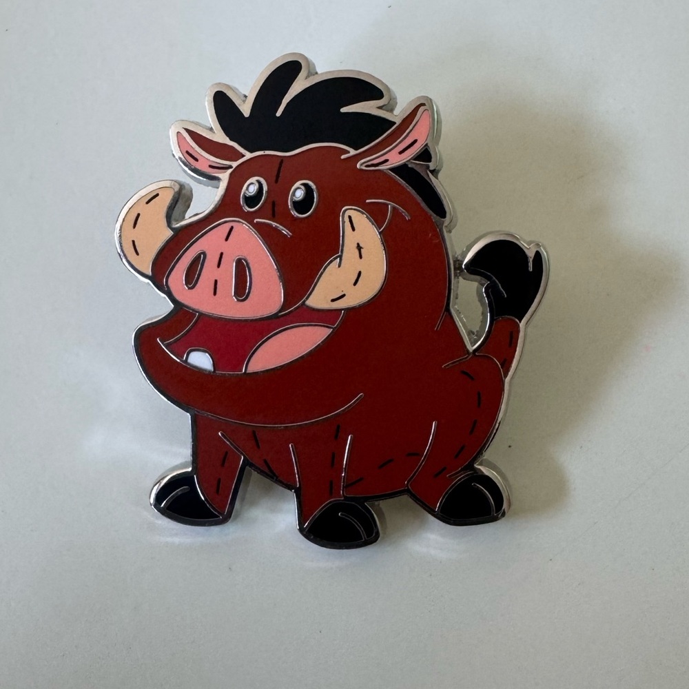 Disney Pixie Plush The Lion King Pumba Pin